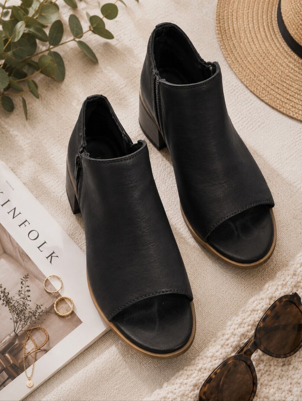 Frye & Co. Black Leather LOOK Peep Toe Stacked Heel Minimalist Ankle Booties.8M